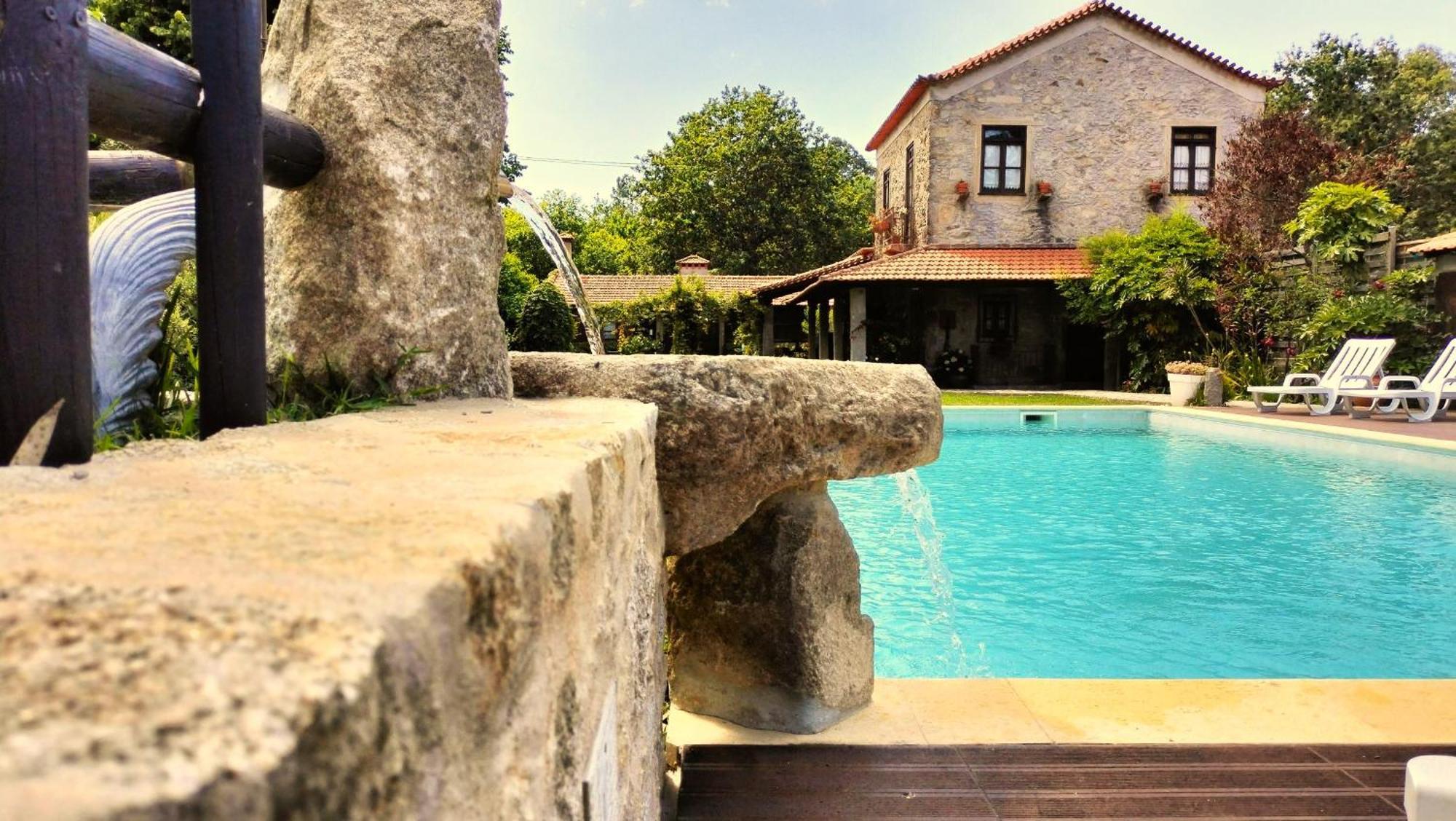 Quinta Padre Lobo Guest House Santa Maria da Feira Bagian luar foto